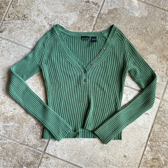 Moda International Sweater - Picture 1 of 3